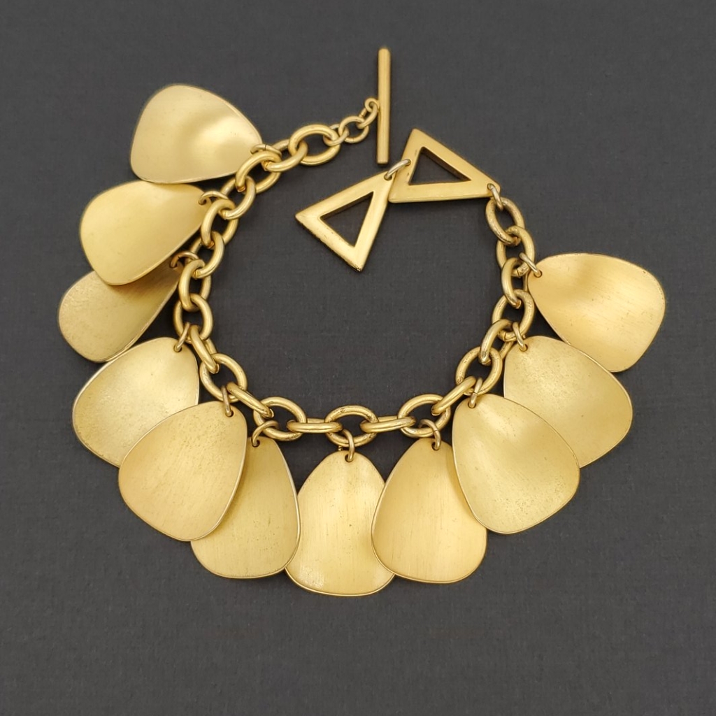 Ellen Tracy Gold Tone Fan Links Bracelet 20$